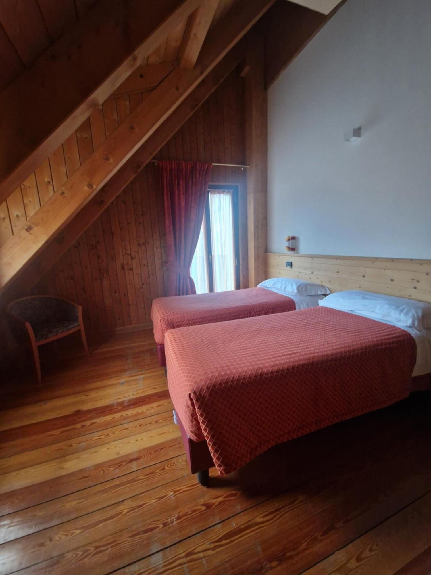 Hotel Raibl E Appartamenti Tarvisio Exterior foto